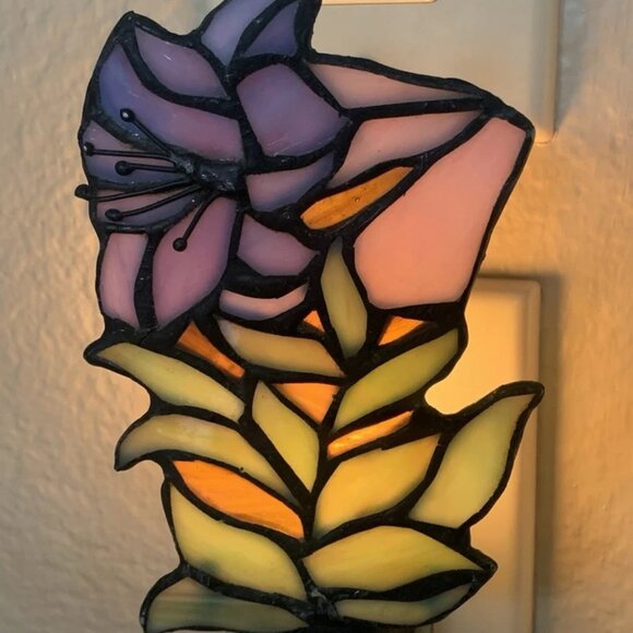 Vintage Stained Glass Spring Pink Purple Flower Plug In Night Light Tested WORKS